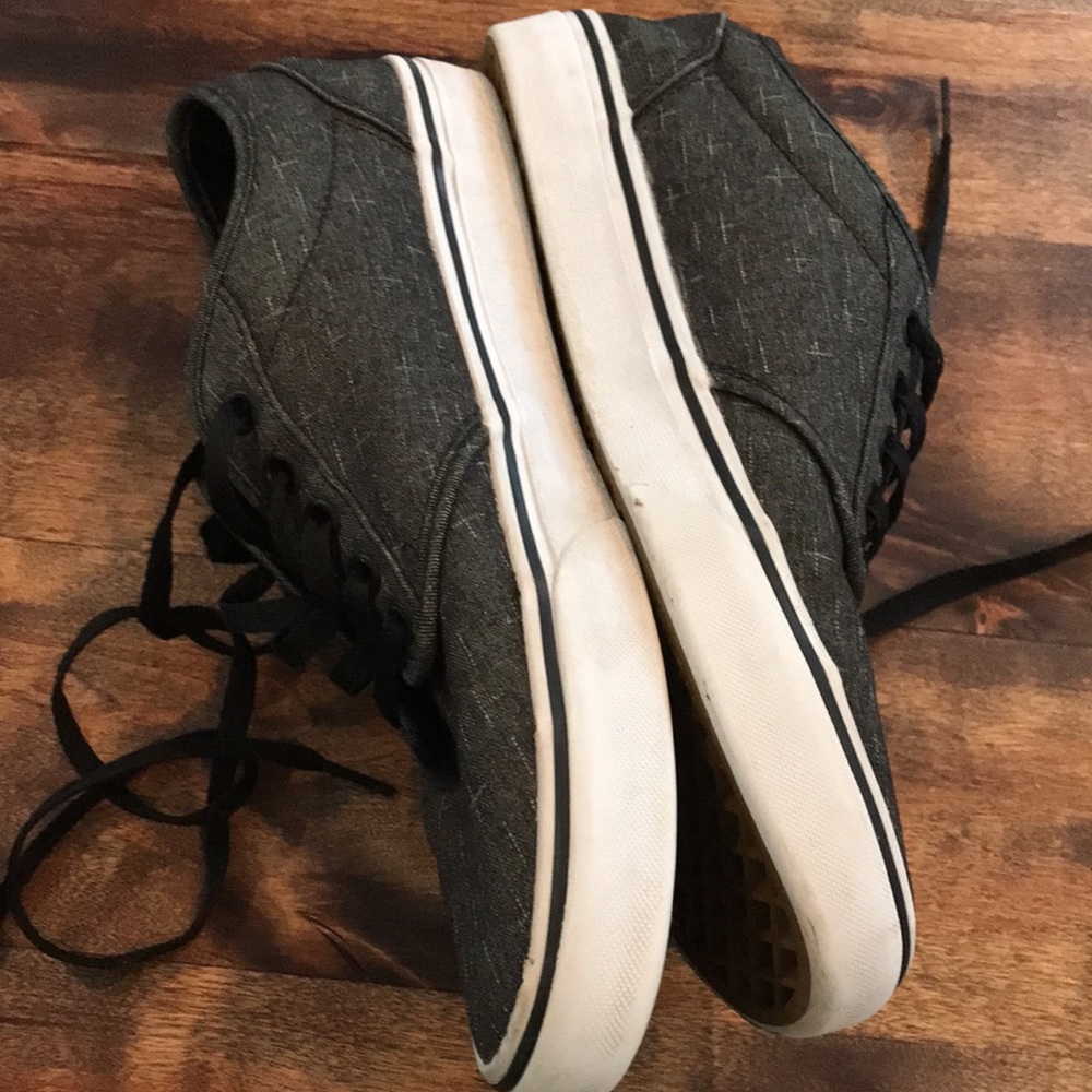 Vans Size 9 - Picture 5 of 8
